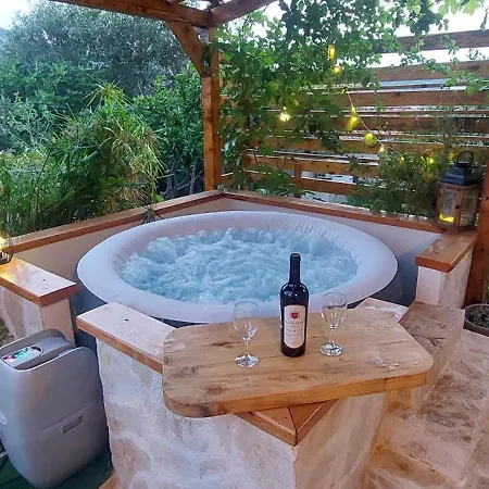 Taverna -Sunce- With Jacuzzi Vis Exterior photo