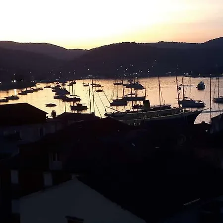 Taverna -Sunce- With Jacuzzi Vis Exterior photo